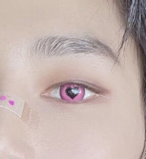 littlestarskz's tweet photo. look at i.n’s heart shaped lenses ❤️—❤️ https://t.co/Kp4OYSHmOB