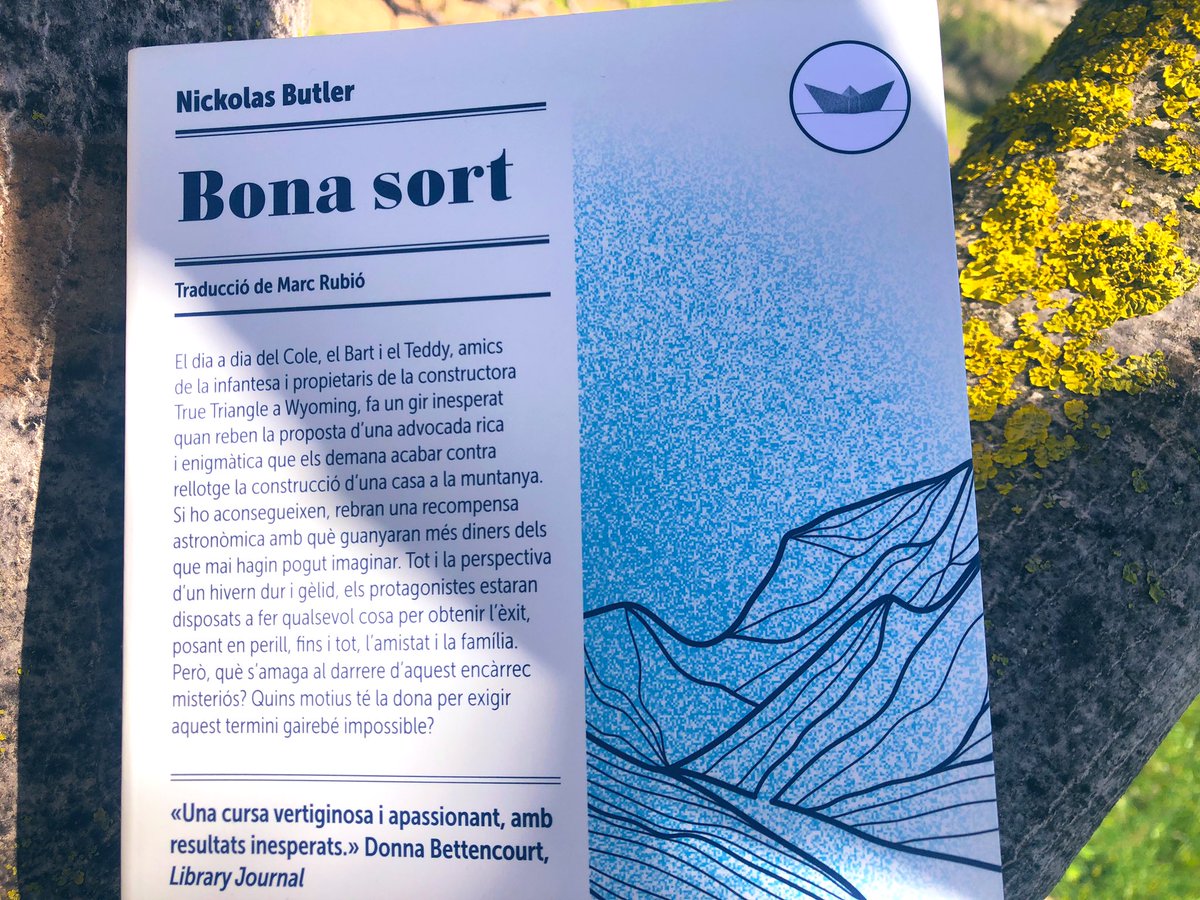 heura_juny's tweet photo. “Va girar el coll per mirar enrere només una vegada, com si allà deixés tota la felicitat que havia conegut.”
📘 Bona sort
🖋 #NickolasButler
📚 @Ed_Periscopi https://t.co/ggcwczgNgA