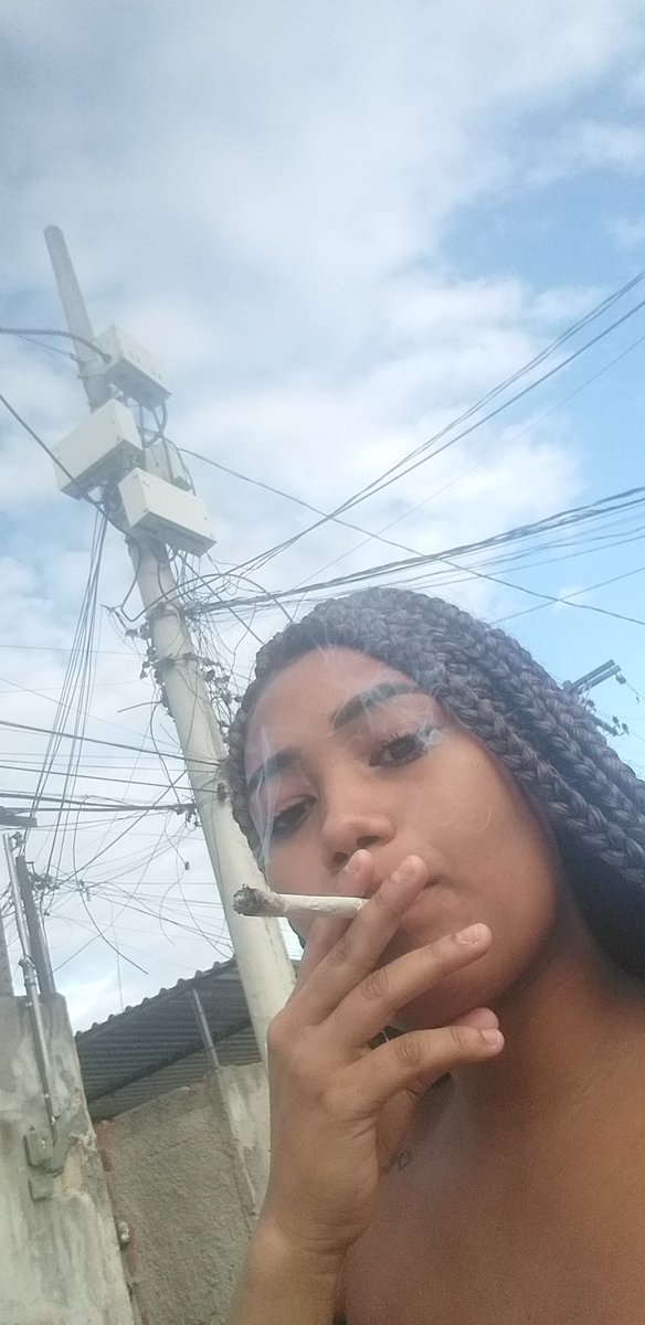 treem_isah's tweet photo. 💨 https://t.co/8iVUJHFfyM