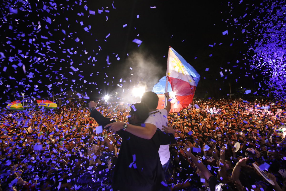 IskoMoreno's tweet photo. Grabe ang energy ninyo, Butuan City! Maraming salamat sa napakainit at napakalakas na pagtanggap sa Team Aksyon! 

Chill lang tayo, mga ISKOrganic! #IbaNaman 💙☝🏻 https://t.co/EAhQqIY9wt