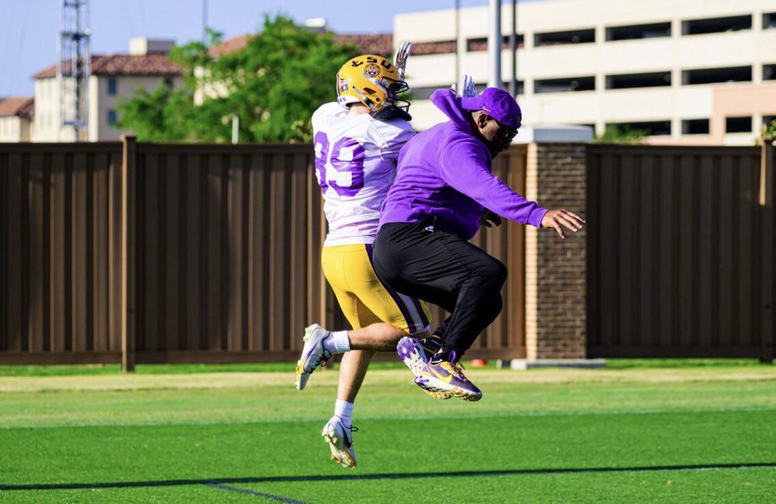 JackRilling1's tweet photo. Putting that work in ❗️
@LSUfootball https://t.co/CdvZwM06p6