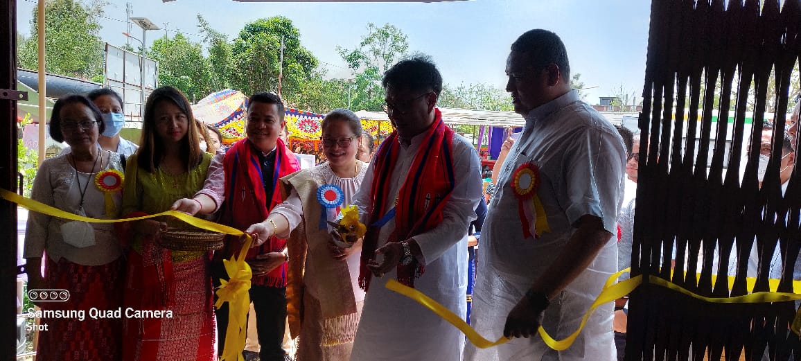 singh_dingo's tweet photo. Feel gratified that the Govt as a part of #AzadiKaAmritMahotsav has inaugurated #BlockHealthMela at PHC Komlathabi today. Initiatives to prioritise Health Sector is one of the fundamental aspects of the #100DaysActionPlan. @narendramodi @NBirenSingh @rsapam @Susindro @OlishSs https://t.co/JRzoLhc3fY