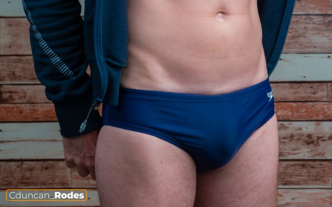 me in my blue speedos #speedos #speedoboy #speedobuldge https://t.co/lqV9eQNstz<a href="/tag/speedos"class="tags">#speedos</a><a href="/tag/speedoboy"class="tags">#speedoboy</a><a href="/tag/speedobuldge"class="tags">#speedobuldge</a>