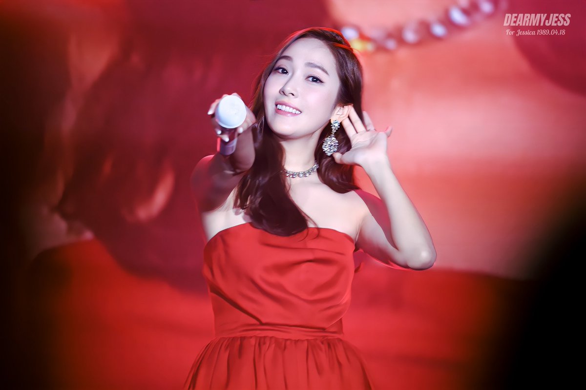 DearMyJess0418's tweet photo. 언니 생일축하해🎂🎂🎂
십년이 지나도 하루가 지난것처럼
변하지를 않기를 매일 설레기를
나는 약속해🤙❤️❤️❤️
우리는 항상 응원할게요💪
#HappyJessicaDay 
#SHININGJESSICADAY 
#제시카 #정수연 https://t.co/HAof6pkhwf