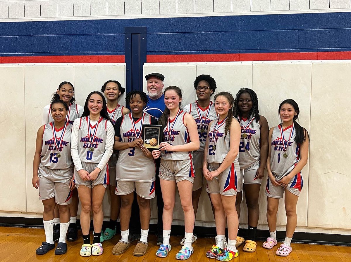 MACHINE_Hoops's tweet photo. Our Varsity MACHINE girls won it all the other weekend at the VA Hokies Premiere Spring Shootout I 🦾🔥#MACHINEStrong https://t.co/FZ3dxgy8ES