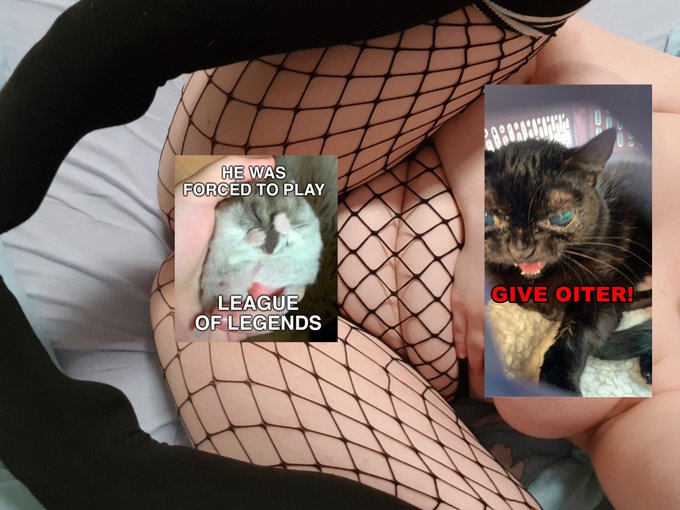 Making some photos 📸 #nsfwtwtﾟ #Nsfwtwt #horny #sexy https://t.co/SOQEOPSbOA