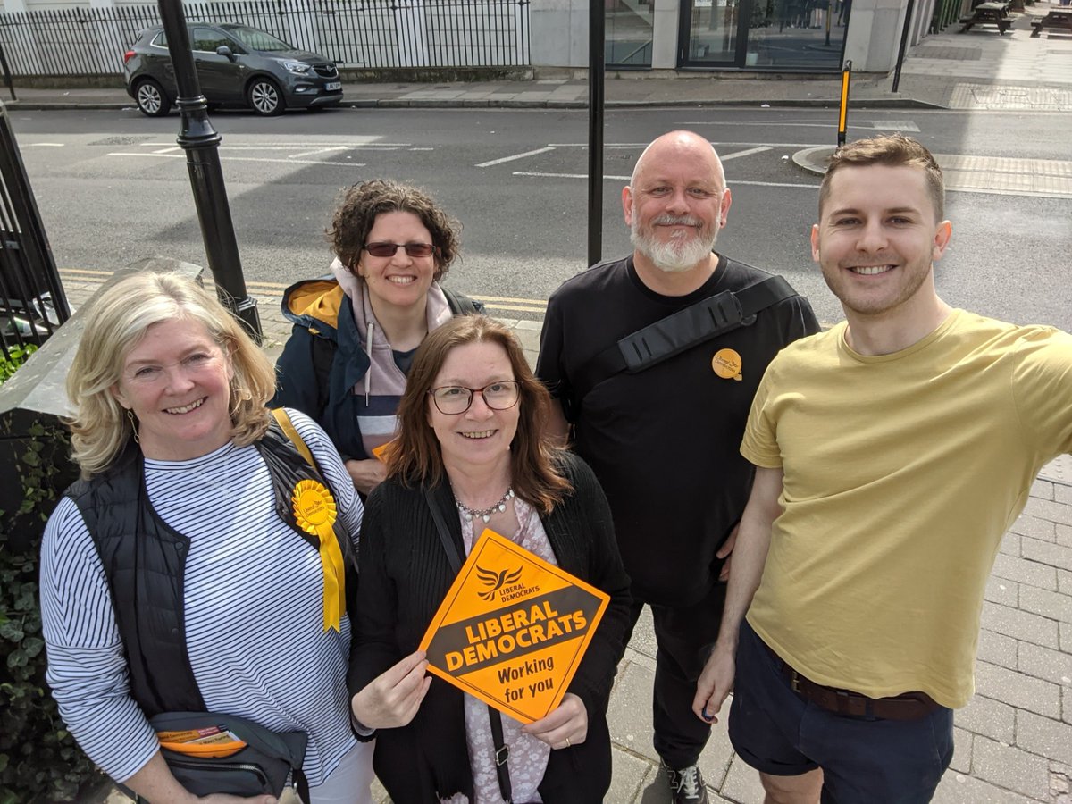 Islington Liberal Democrats (@islingtonlibdem) on Twitter photo Supporters out with <a href="/KatePothalingam/">Kate Pothalingam 🔶</a> <a href="/TerryStacyLD/">Terry Stacy MBE (he/him)</a> <a href="/VoteMaxx/">Maxx Turing 🔶 Islington Activist</a> today, enjoying the sun and giving out <a href="/LibDems/">Liberal Democrats</a> posters. Supporters out with <a href="/KatePothalingam/">Kate Pothalingam 🔶</a> <a href="/TerryStacyLD/">Terry Stacy MBE (he/him)</a> <a href="/VoteMaxx/">Maxx Turing 🔶 Islington Activist</a> today, enjoying the sun and giving out <a href="/LibDems/">Liberal Democrats</a> posters.