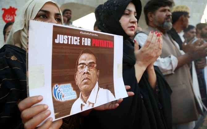 #JUSTIN An Anti-Terrorism Court in #Lahore announced verdict in the mob lynching of #SriLankan citizen #PriyanthaKumara in #Sialkot #Pakistan last December, Six people sentenced to death, seven to life imprisonment and 76 awarded two years jail term by Anti Terrorism Court