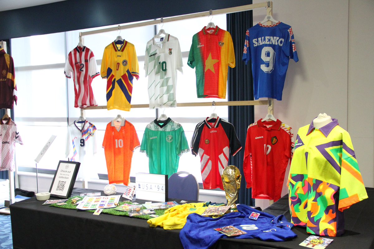 FootballKitCon's tweet photo. Itโs fair to sayโฆ@stereoross pulled out some unbelievable kits over the course of the afternoon! ๐
#KitCon22 #FootballKitCon https://t.co/WxmxXfbdGb