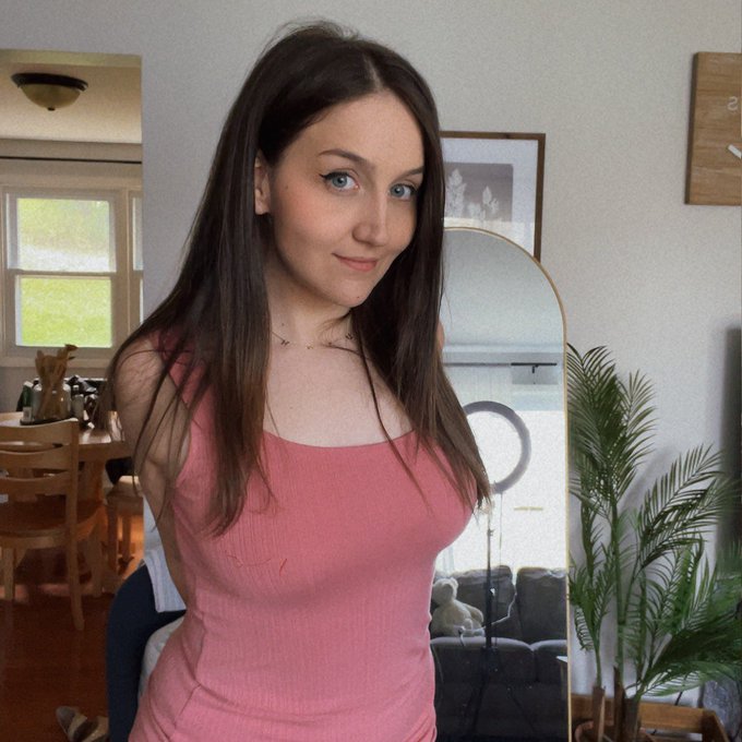 TW Pornstars - Ellesquishy . The latest pictures and videos from Twitter for the year. Page 3