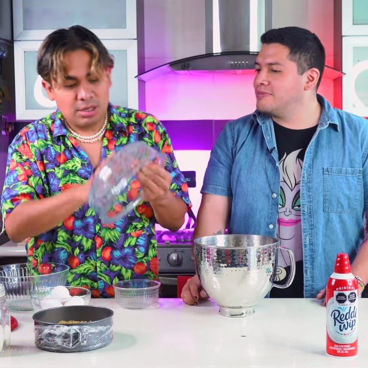 𝓒𝓱𝓪𝓻𝓵𝔂 on Twitter: “Do you get déjà vu? 🎵 @Ricardo_Peralta @CesarTeo