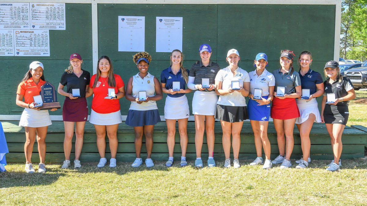 RadfordWGolf's tweet image. Congratulations to @rikonagai72 for being named to the @BigSouthSports All-Academic Team!

Riko has earned a 3.50 cumulative GPA as a Marketing major at @radfordu 🛡

#RiseAndDefend x #BigSouthGolf⛳️