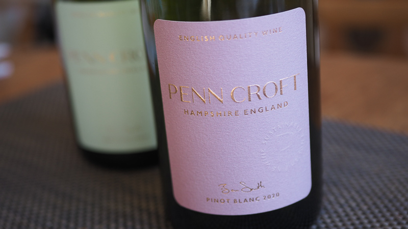 Reviewing a couple of wines from Penn Croft, a regeneratively farmed vineyard in Hampshire wineanorak.com/2022/04/17/hig…