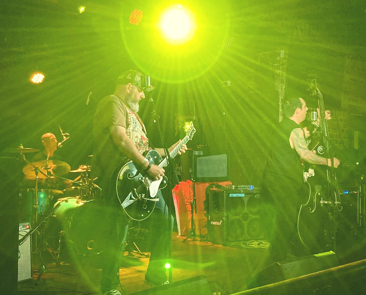 hellfiredeville's tweet image. BANG !!Live Hellfire goin' on right there at Central Station last Saturday night !! #hellfiredevilles #rockabilly #psychobilly #killerbilly #rockandroll #NWKB #northwaleskillerbilly #Wrexham #wrecsam #Wales #northwales #Welsh #welshrockabilly #welshlads #screamandscreamagain