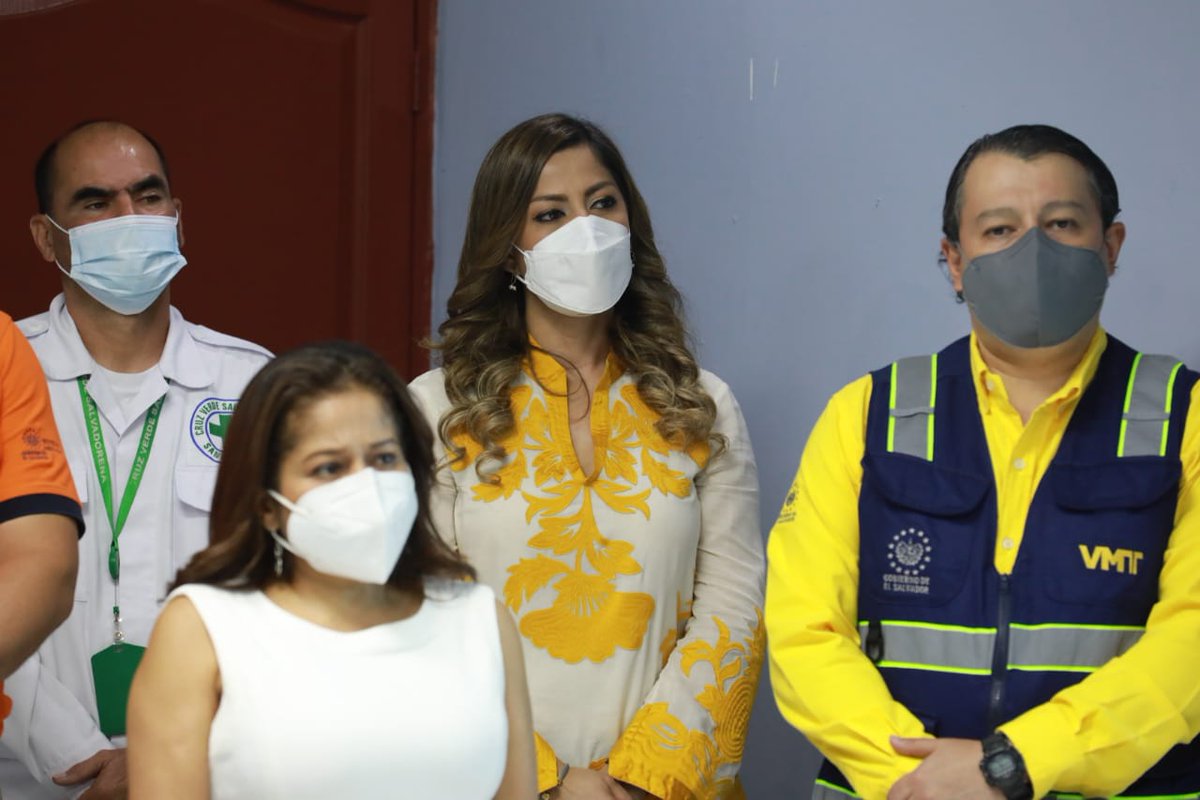 MonicaAyalaGue1's tweet photo. El #PlanVerano2022 ha sido un exitoso trabajo articulado del Gobierno del Presidente @nayibbukele y nos ha permitido disfrutar una vacación segura. Como @isss_gob_sv nos mantuvimos activos brindando más 37,000 consultas a los salvadoreños. https://t.co/eDY54lRopW