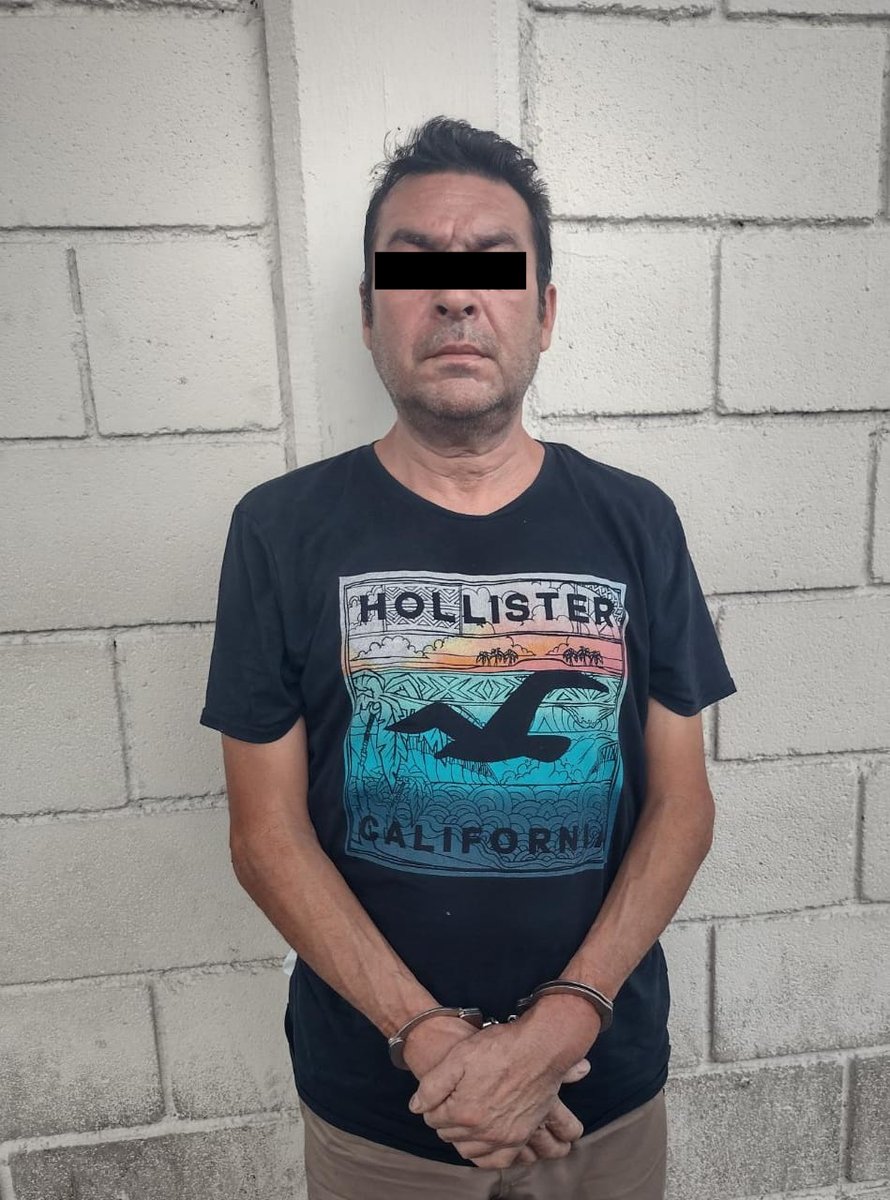 Un hombre originario de Tamaulipas, fue detenido en la estación del metro Universidad en #SanNicolas luego de ser denunciado por hacer tocamientos a una joven 🚓 siempre denuncien a estos cerdos