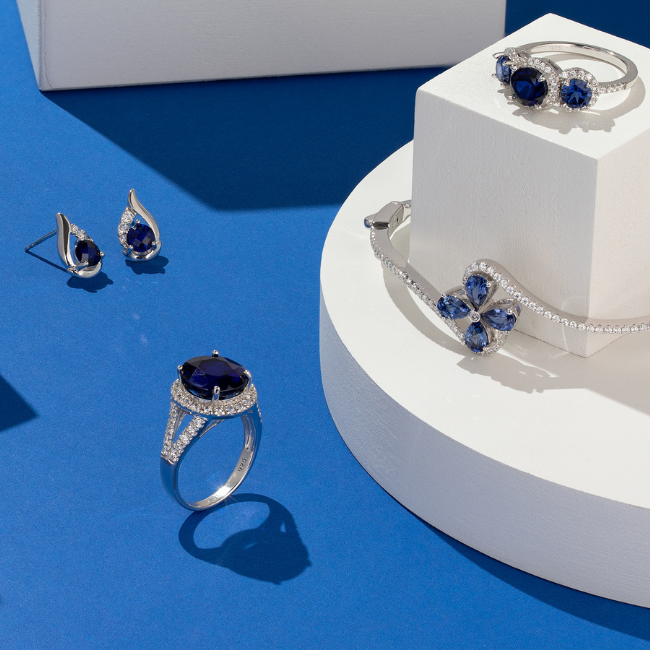 JewelrySteals's tweet photo. #blue

https://t.co/tWyHM1mB6N https://t.co/J0iuVIKyqa