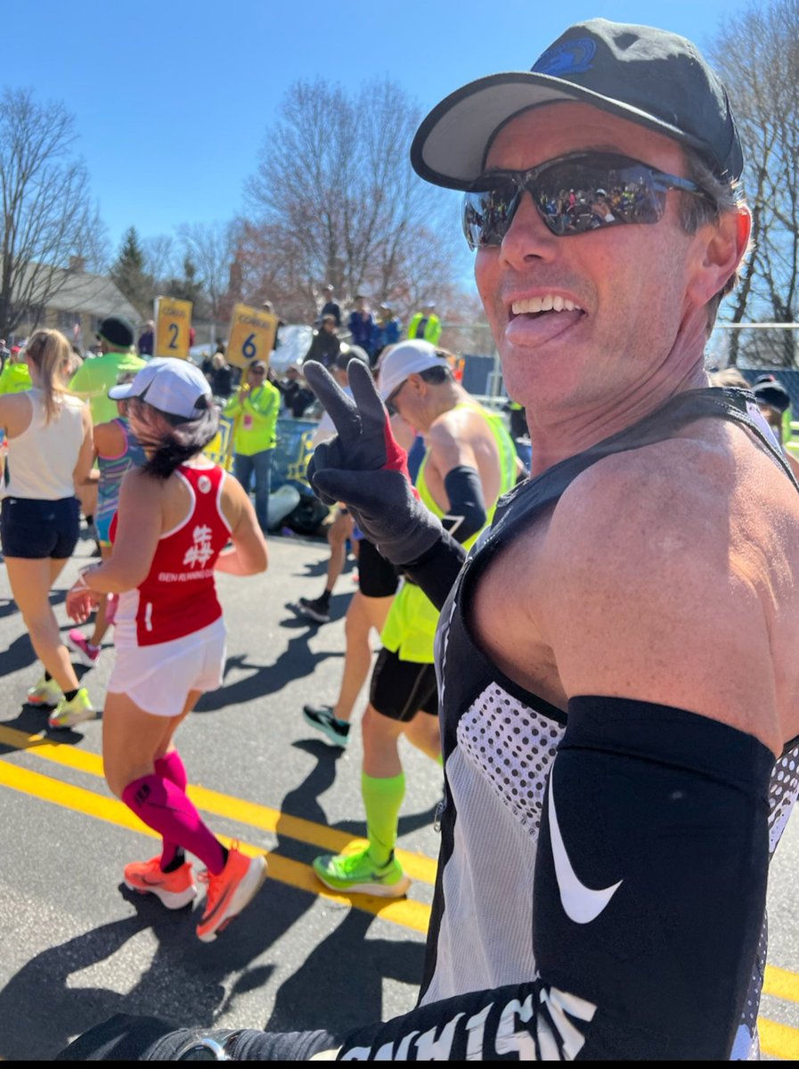 CoachJTAyers's tweet photo. Shout to out to our Assistant Distance Coach Darrell Cross who ran his best time in Boston this past weekend. 

Wore his Team Sleeves!!!! @LiamClemons #legend https://t.co/WKLp6vCnUm