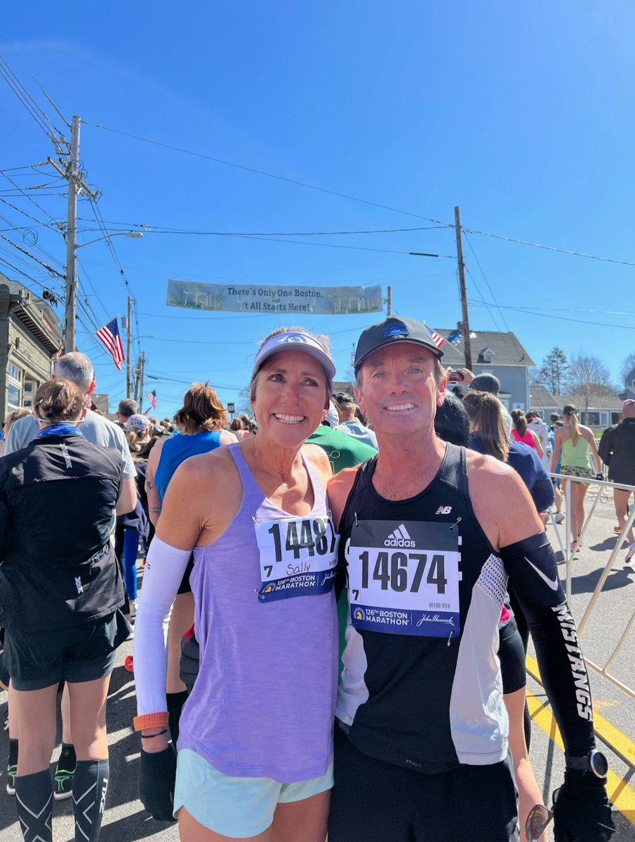 CoachJTAyers's tweet photo. Shout to out to our Assistant Distance Coach Darrell Cross who ran his best time in Boston this past weekend. 

Wore his Team Sleeves!!!! @LiamClemons #legend https://t.co/WKLp6vCnUm