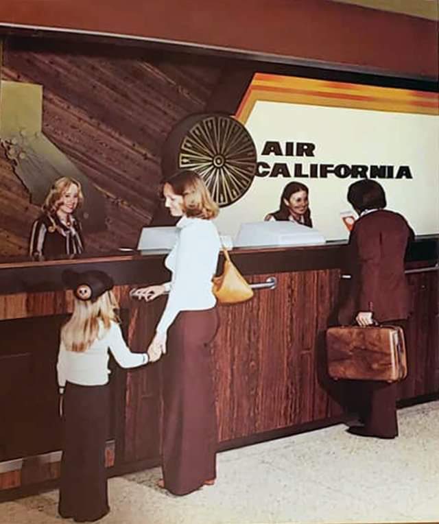 alisonmartino's tweet photo. Epic amount of wood paneling https://t.co/8PTNLSzKNy