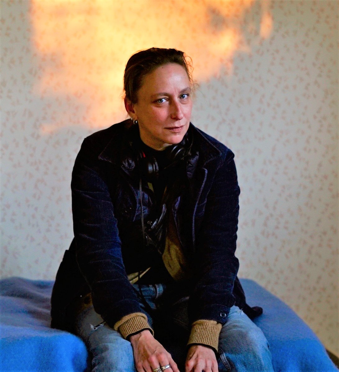 PETITE MAMAN opens this Friday in our theaters! 🍂🌿

Céline Sciamma’s scrupulously constructed jewel uses the most delicate of touches to explore profound ideas about grief, memory, and the past. Get tickets to the #NYFF59 selection: filmlinc.org/petite
