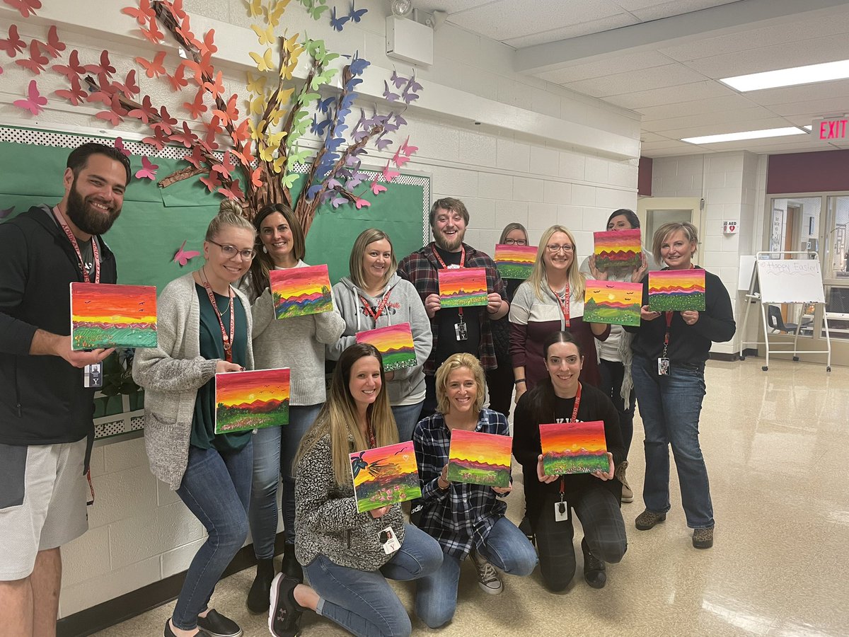 PrincipalONeal's tweet photo. Turns out when we take a breath, creativity flows… #SmallSchoolBigLove #teambuilding https://t.co/7ono5BaSIC