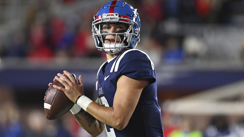 AroundTheNFL's tweet image. Ole Miss QB Matt Corral visiting Falcons, Saints this week (per @RapSheet)

nfl.com/news/nfl-round…