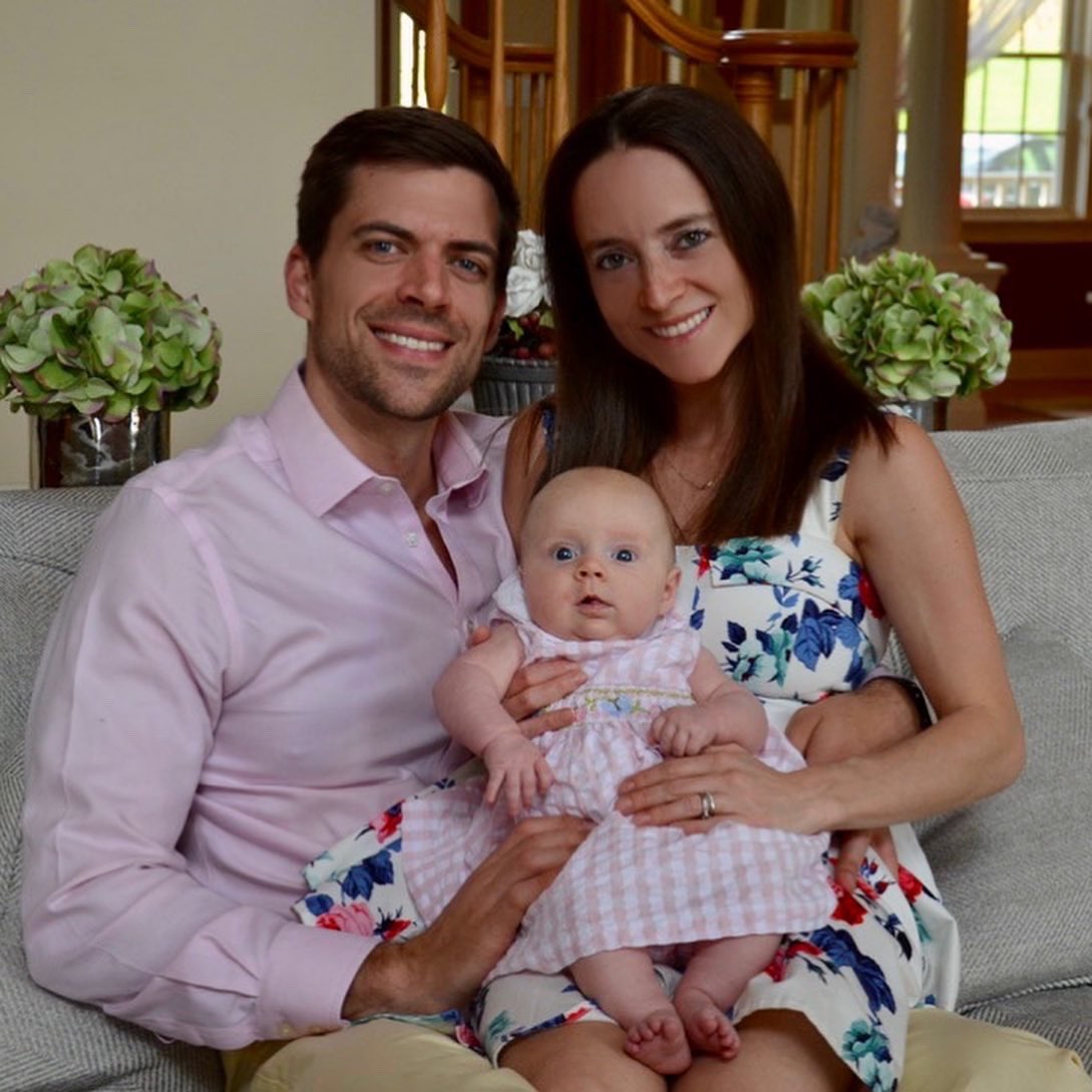GlutenFreeFM's tweet photo. Chloe’s First Easter‼️ My happy, snuggly girl😍 Love our little fam and feeling so blessed 👩🏻👦🏻👶🏻🐶🐰🥰 #glutenfreefollowme #threemonthsold #babysfirsteaster https://t.co/IHJip98d9E