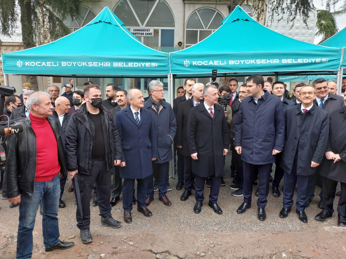 cemil_yaman's tweet image. Çevre, Şehircilik ve İklim Değişikliği Bakanımız Sayın @murat_kurum ile birlikte; Erenler-Cedit Mahallesi Kentsel Dönüşüm Alanı'nda devam eden yıkım çalışmalarını yerinde inceledik.

#ERENLER #CEDİT #İZMİT #KOCAELİ