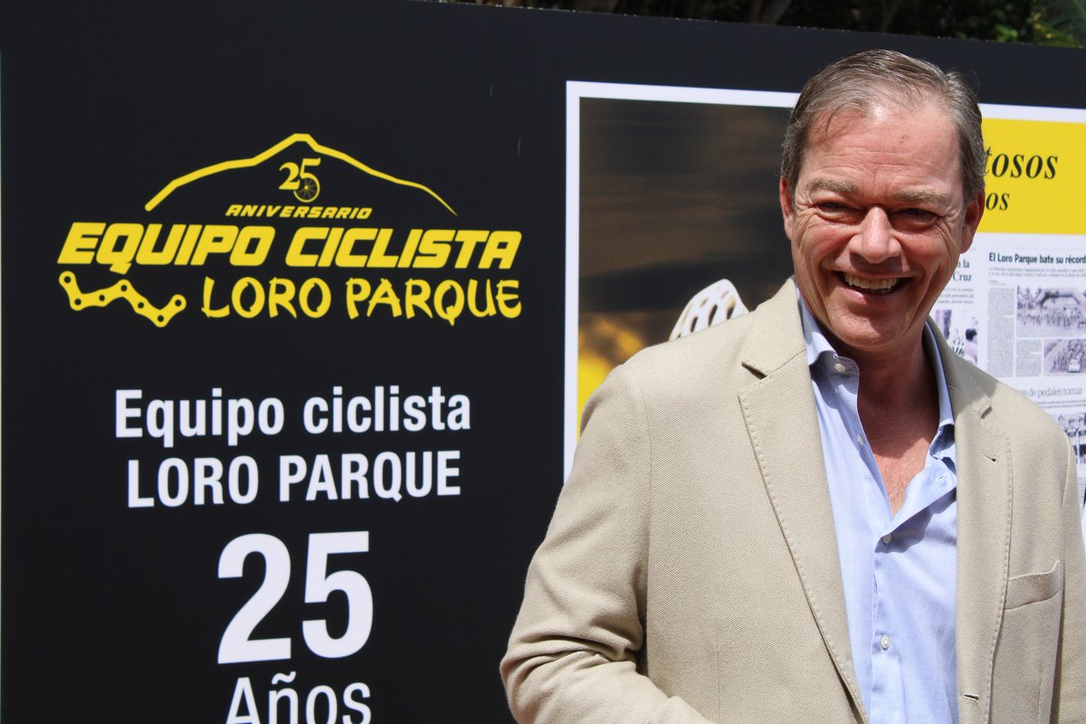 LoroParqueExpo's tweet photo. 👔 𝗜𝗡𝗦𝗧𝗜𝗧𝗨𝗖𝗜𝗢𝗡𝗔𝗟

La celebración del 2️⃣5️⃣ aniversario de nuestro club tuvo lugar este domingo en @LoroParque

🤗 ¡Gracias por acompañarnos en un día tan especial para nosotros! 

📸 Galería: https://t.co/RwFcOpeEo7

#ElAmarilloExiste #EstamosDeVuelta 💛🖤 https://t.co/Rem6otPT6C