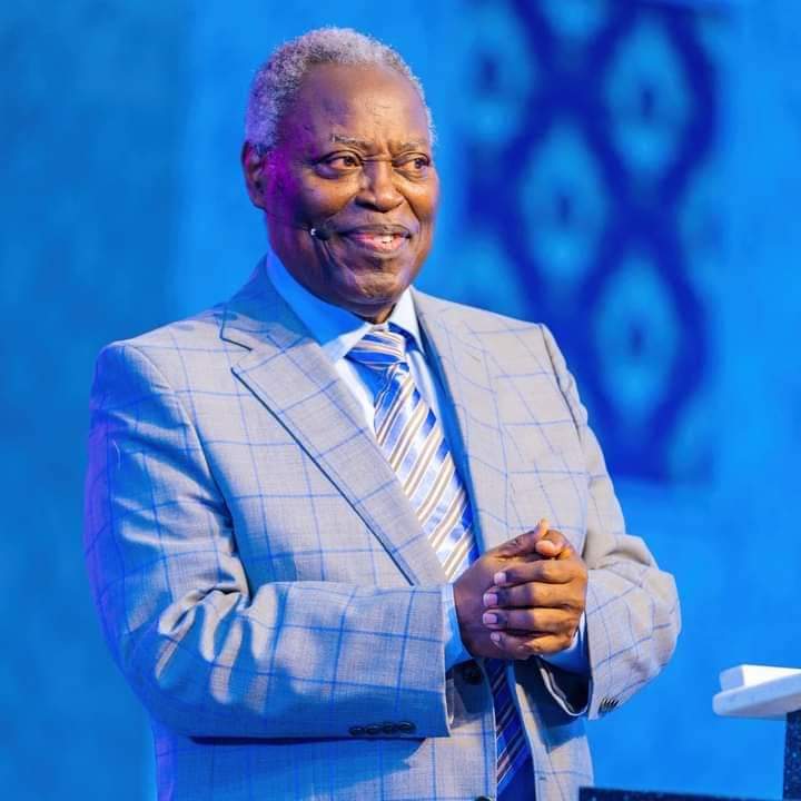 AdeyemOlalekan's tweet photo. #EasterRetreat2022 

#PastorKumuyiSaid 
   I give you the key to unlock all doors which have been locked against you. You're more than Conquerors.
#2022GlobalEasterRetreatDay5 https://t.co/08TSL33KEa