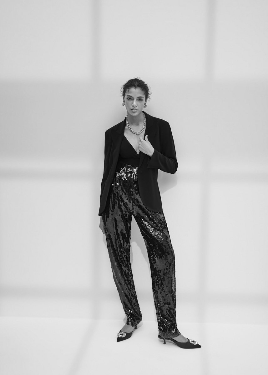 A few of my favorite shots from my NY workshops featuring model Kayla Michelle 🖤