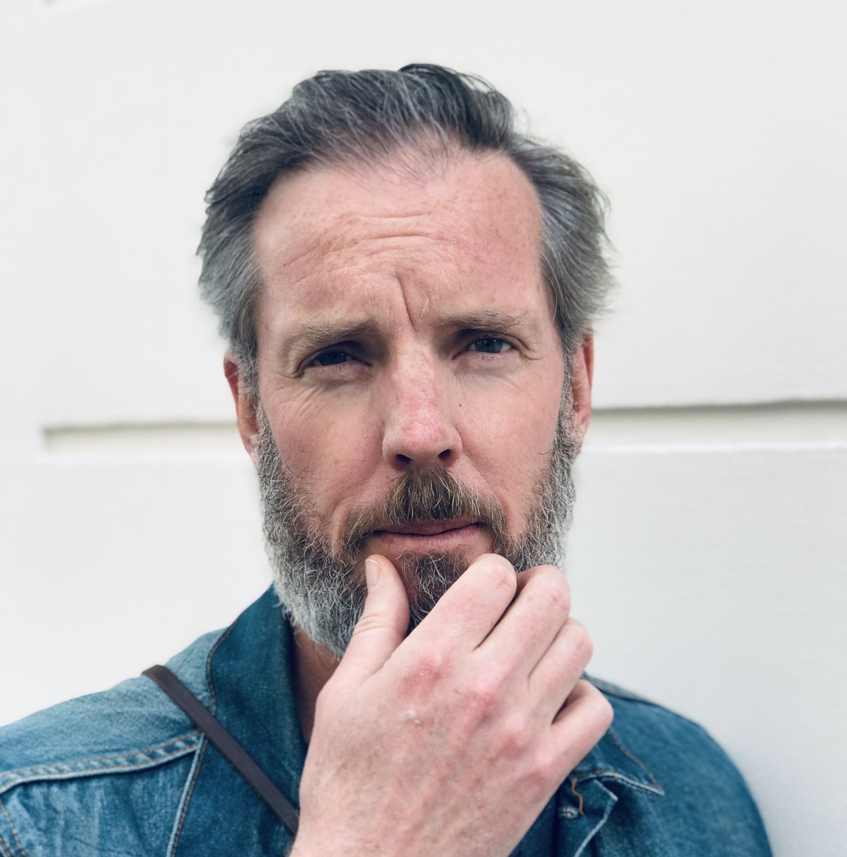 stevewells_'s tweet photo. #winterbeard goes for a walk tomorrow. Shooting a clip for my #newsingle which requires a shave 😬 https://t.co/GCVufge65V