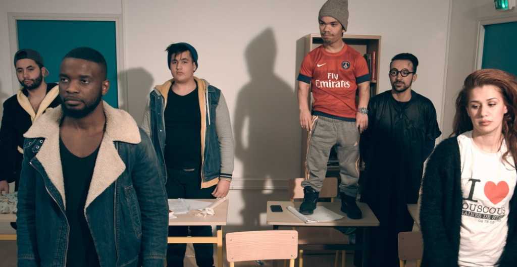 Ce film est adapté d& #39;une web-série qui fait le buzz sur YouTube depuis quelques années. Il met en scène plusieurs élèves débiles et perturbateurs qui en font baver à leur professeur.