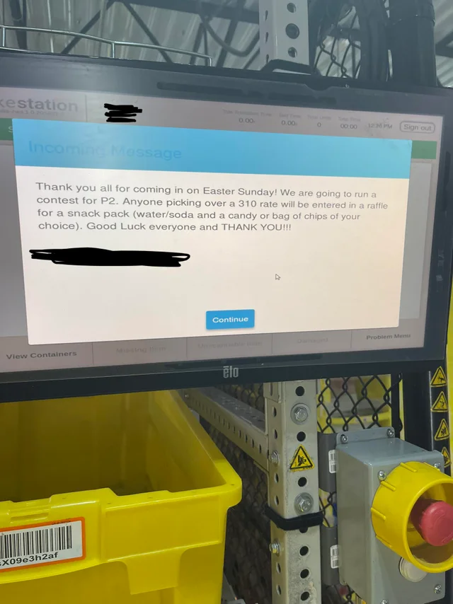 MorePerfectUS's tweet photo. Amazon workers were greeted with this message on Easter Sunday.

@BusinessInsider calculated Jeff Bezos receives $152K/minute, while workers slog through a 10-12 hour shift for the chance to win a $2 snack raffle. https://t.co/yezIzc5vtk