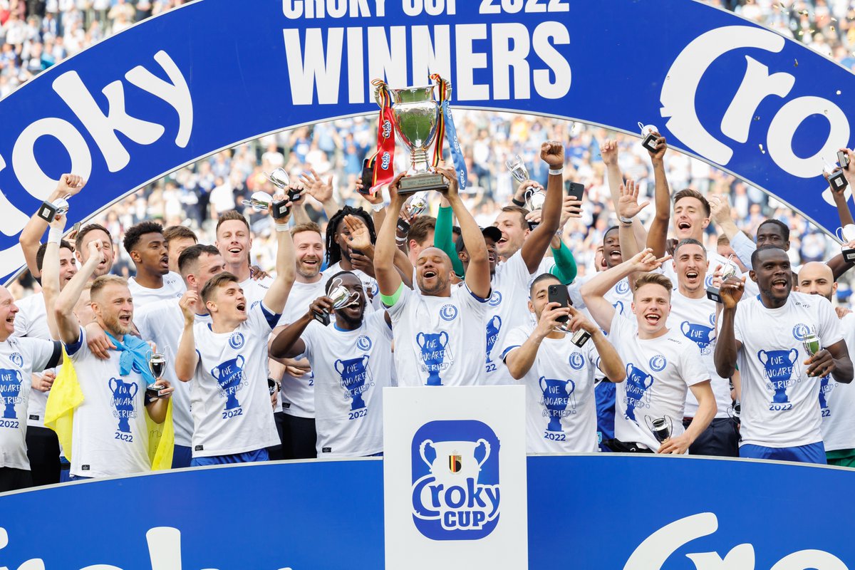 KAAGent's tweet photo. GERIEEEEEEEEEEED! 🏆🔵⚪️ #GntAnd #ZijdeGeried https://t.co/6TPyVqVdv8
