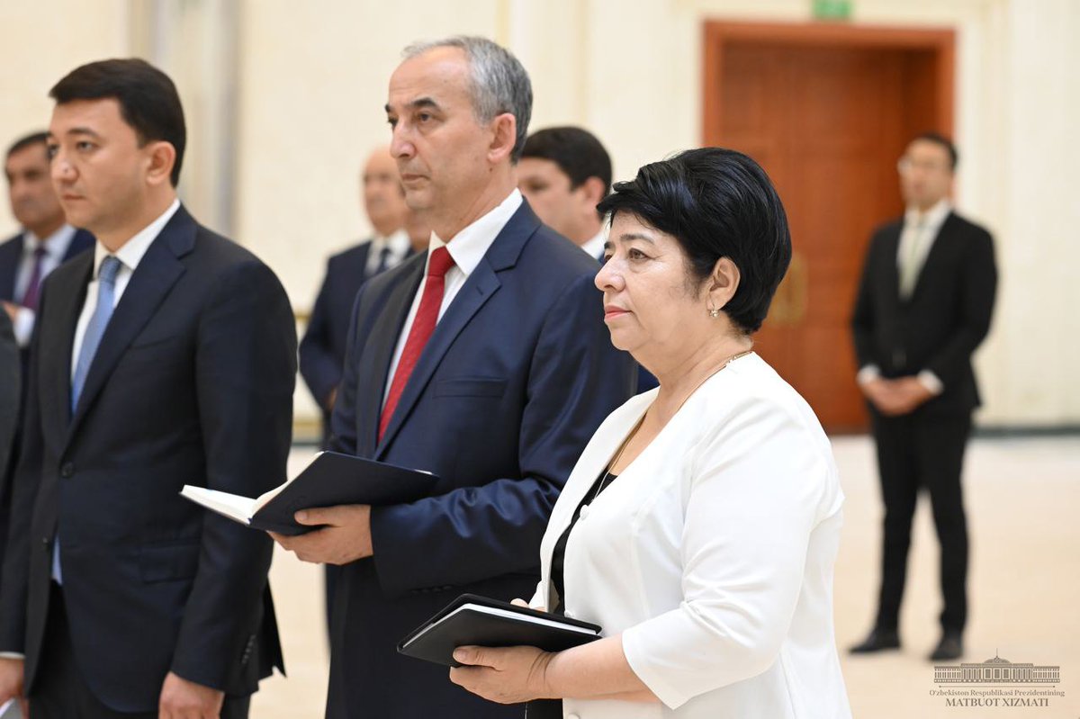 president_uz's tweet photo. The #President attended a presentation on the construction projects of the New #Uzbekistan University and other facilities.
#Mirziyoyev #education #culture #infrastructure https://t.co/EmT4EompO3