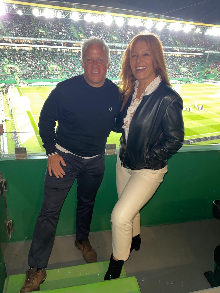 Ontem foi noite de derbi no estádio do @Sporting_CP e claro que não podia faltar o convívio no camarote corporate da <a href="/TotalStor_PT/">TotalStor, a Ricoh Company</a> com pareceiros e clientes. ⚽️