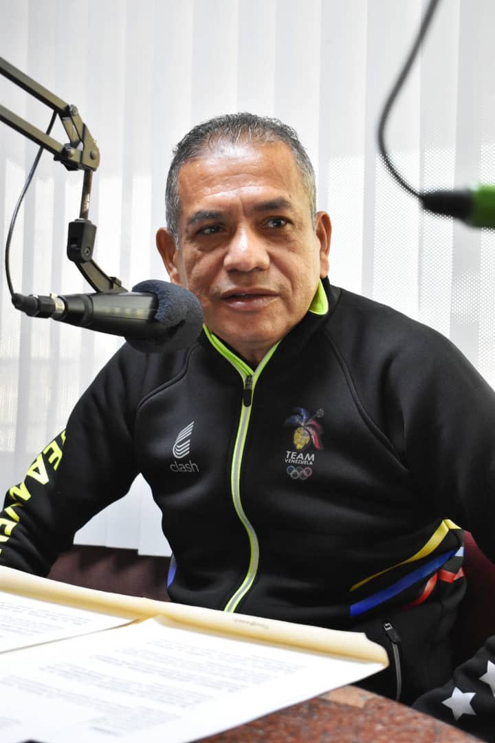 Vamos con más fuerza . Estamos en el MAYO OBRERO y con <a href="/NicolasMaduro/">Nicolás Maduro</a> nosotros vamos a seguir venciendo . Gracias @min_joserivero aquí en Bolívar nadie se rinde y estamos en ofensiva con las 3R.NETS y el 1x10 para el Buen Gobierno <a href="/delcyrodriguezv/">Delcy Rodríguez</a>