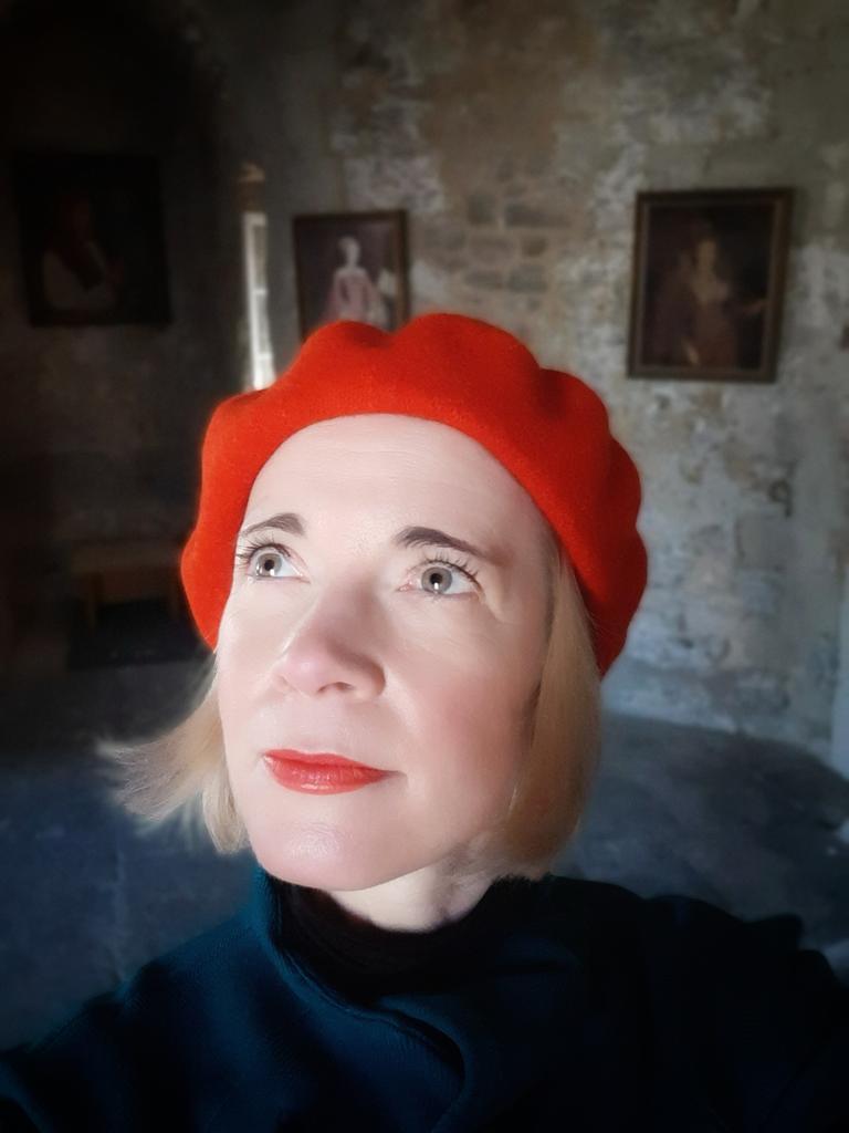 Another room quiz, as some people seemed to enjoy the last one. 
Which poignant and important room am I exploring here at the <a href="/TowerOfLondon/">The Tower of London</a>?