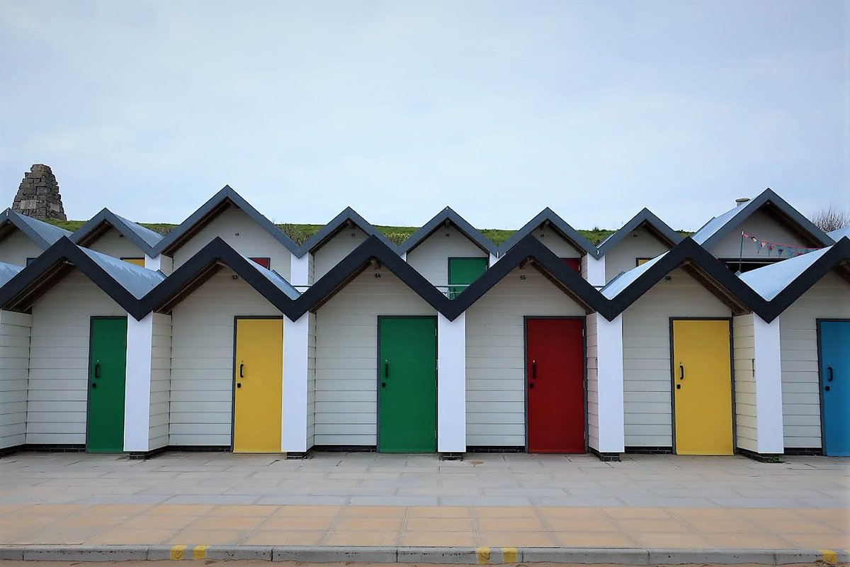 Bananabelly's tweet photo. There's something wonderfully cheery about beach huts https://t.co/PG1g0yr7eV