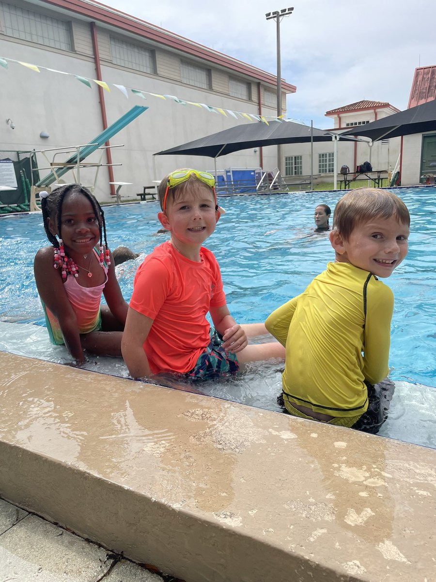 simmskinderland's tweet photo. Day 1 of Panthers in the Pool! 🏊‍♀️ 🤩 ☀️ https://t.co/t1i8xmXpOP