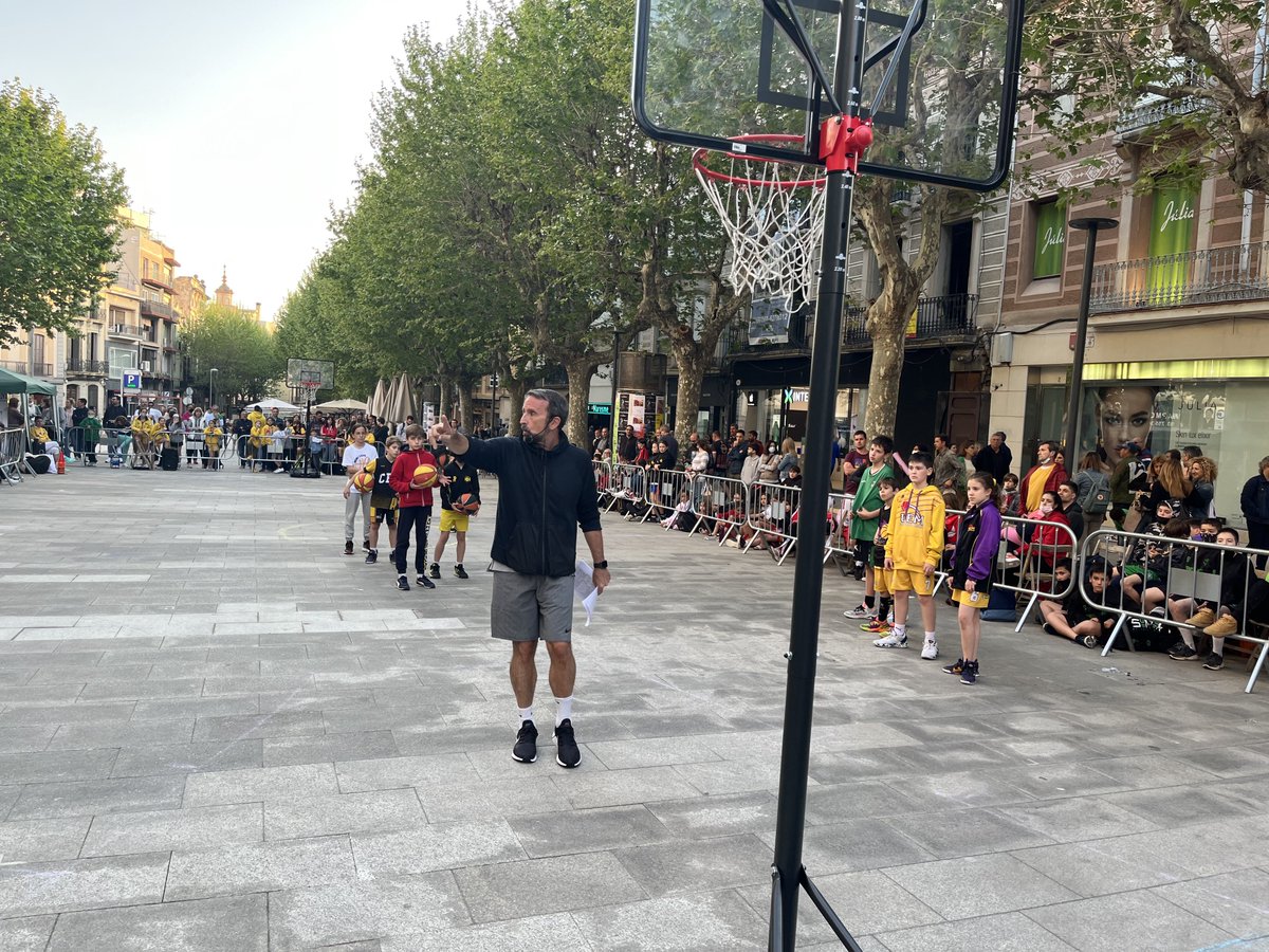 uemataro's tweet photo. 🔚 #MiniCopaMataró2022!

👉🏻 Ahir vam finalitzar la 1a edició de la Mini Copa Mataró!

🔊 Des del club estem immensament orgullosos del funcionament del torneig!

🏀 Hem gaudit de 3 dies plens de bàsquet i d’altres activitats pioneres i diferents com la Fan Zone i els Clínics!
👇🏻 https://t.co/UpntxdYRPp