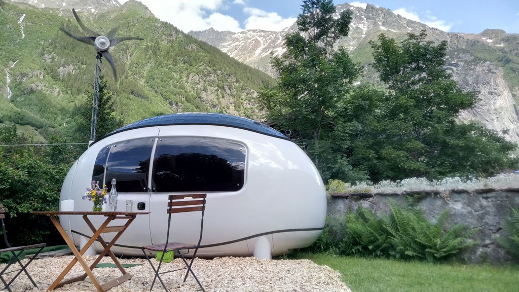 adnarchist's tweet photo. Live like a #minimalist #digital nomad in this #eco #luxury pop up #home
Read more https://t.co/kJsPJr9qxV
#ecocapsule #design #realestate #solar #travel #tech #technology https://t.co/bFHb5phQ67