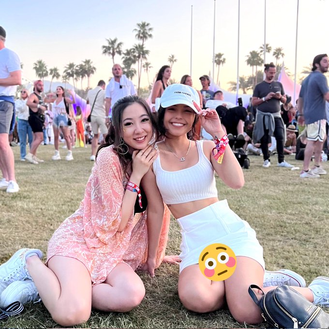 ME AND MY GORL AT COACHELLA 😳 https://t.co/ptkmymKzro