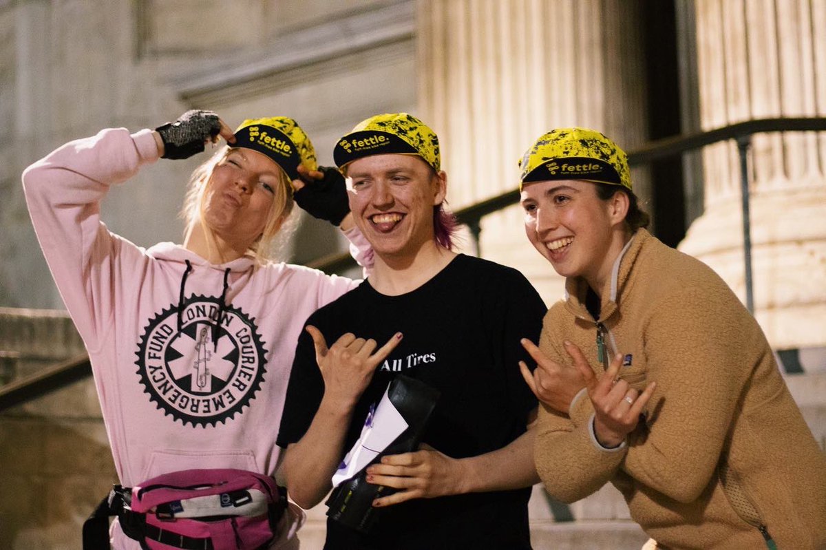 fettlebike's tweet photo. #fettlefamily is growing bigger!
Last Friday we were really happy to support the first ever alleycat, organised by @steezycollective @fixedwitches and our very own @groovyriderbikeninja 🔧 🚴‍♀️

📸 @bluberrysmoothie https://t.co/W14ABEL7Qs