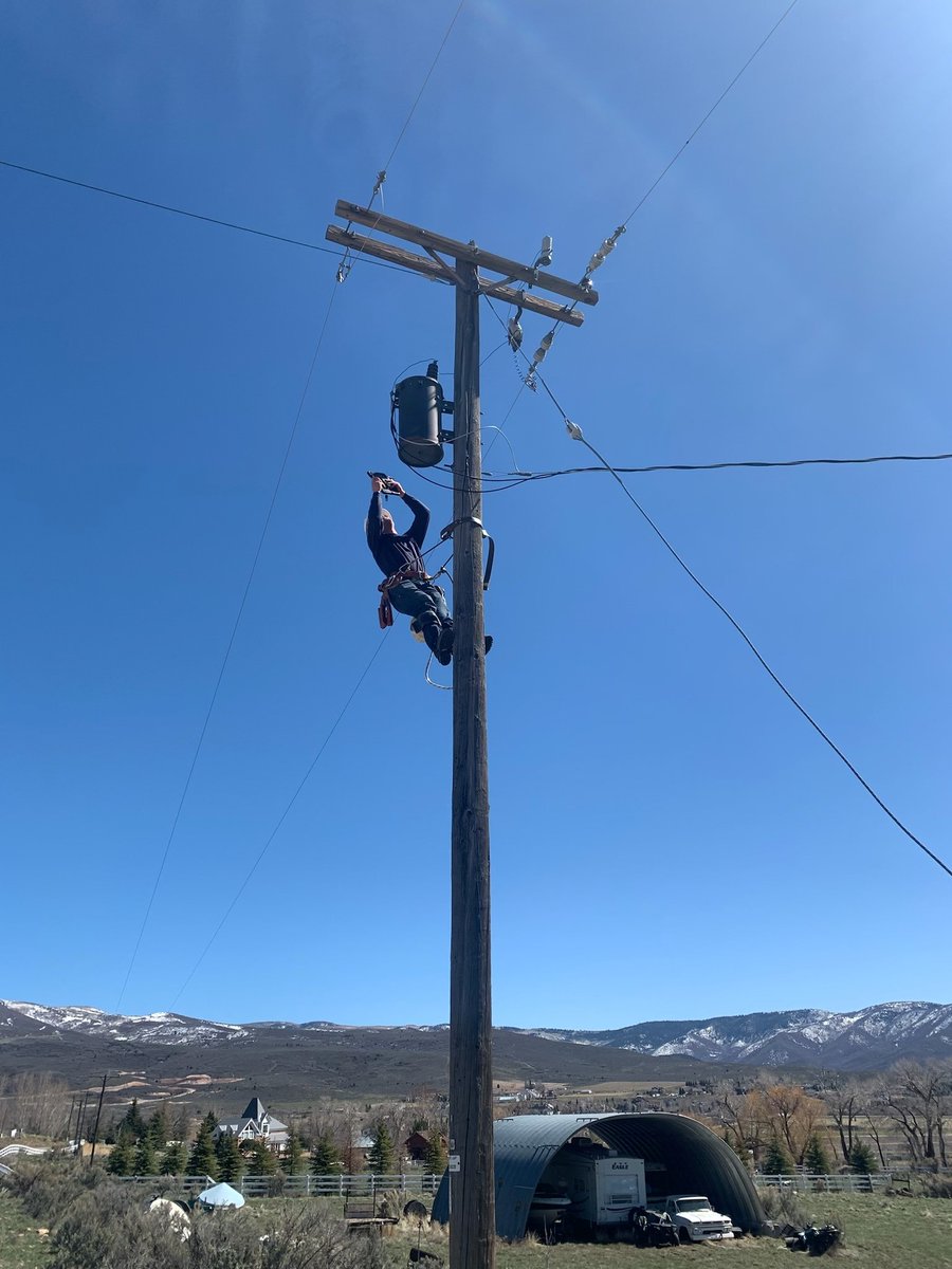 heberutahpower's tweet photo. Today we thank the lineman powering our lives!
#ThankALineman #PublicPower #PoweringStrongCommunities https://t.co/M49Q1jrPVV