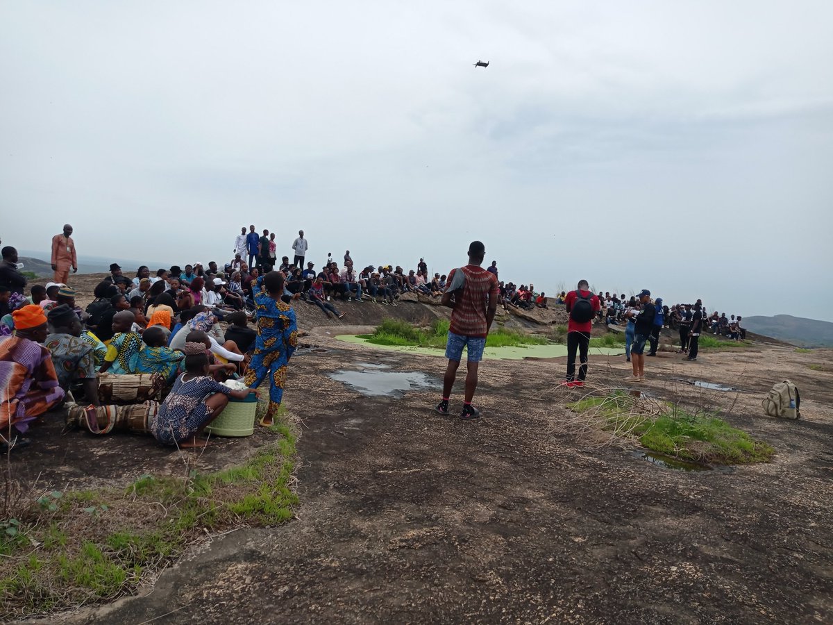 realbamii's tweet photo. Easter in idere hills will for sure be a memorable cultural and adventurous tour. Love you guys.
Let's keep promoting Nigeria for Nigerians.
#Easter
#Ntliniderehills
#idere https://t.co/MzwbYDXwPM