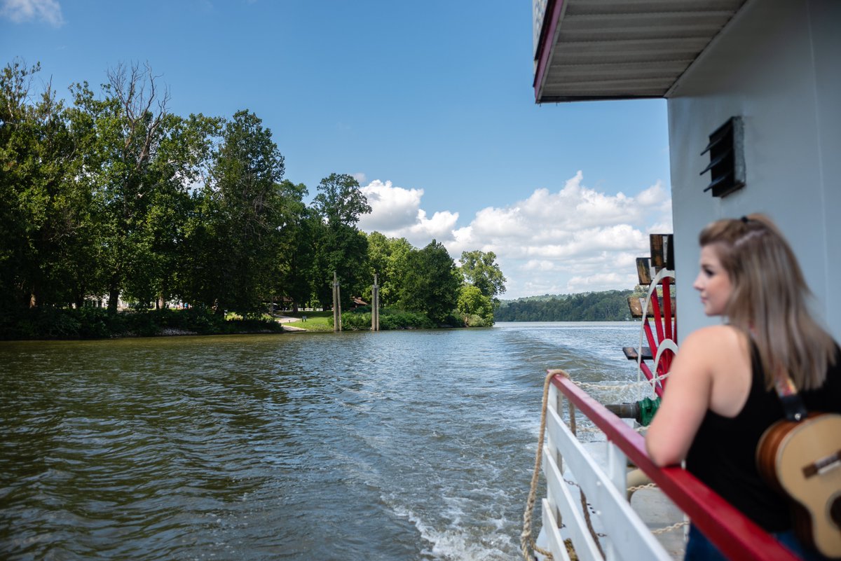 visitpkb's tweet image. Looking forward to beautiful days on Blennerhassett Island State Park.☀️Opening day is Friday, April 29th and the first boat over is at 10am and every hour after until 3. Boats return on the bottom of the hour from 10:30 until 4:30pm. For more info, go to greaterparkersburg.com