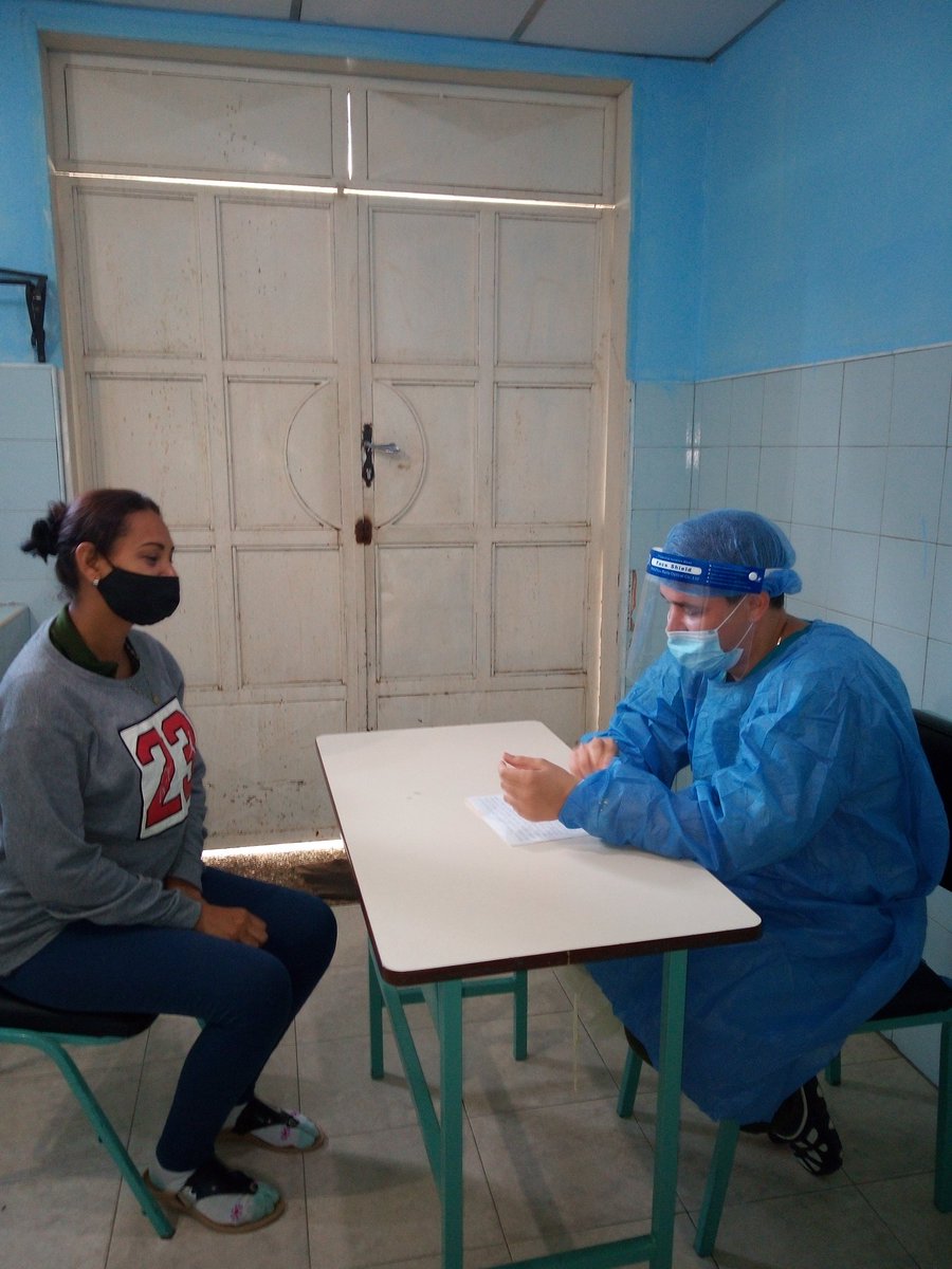 CdiEscuque's tweet photo. Los colaboradores hacemos historia día a día cumpliendo con nuestro deber en este hermano pueblo venezolano
#CubaViveEnSuHistora 
#GironLaVictoria 
#CubaPorLaVida https://t.co/PwjtU6VB0t